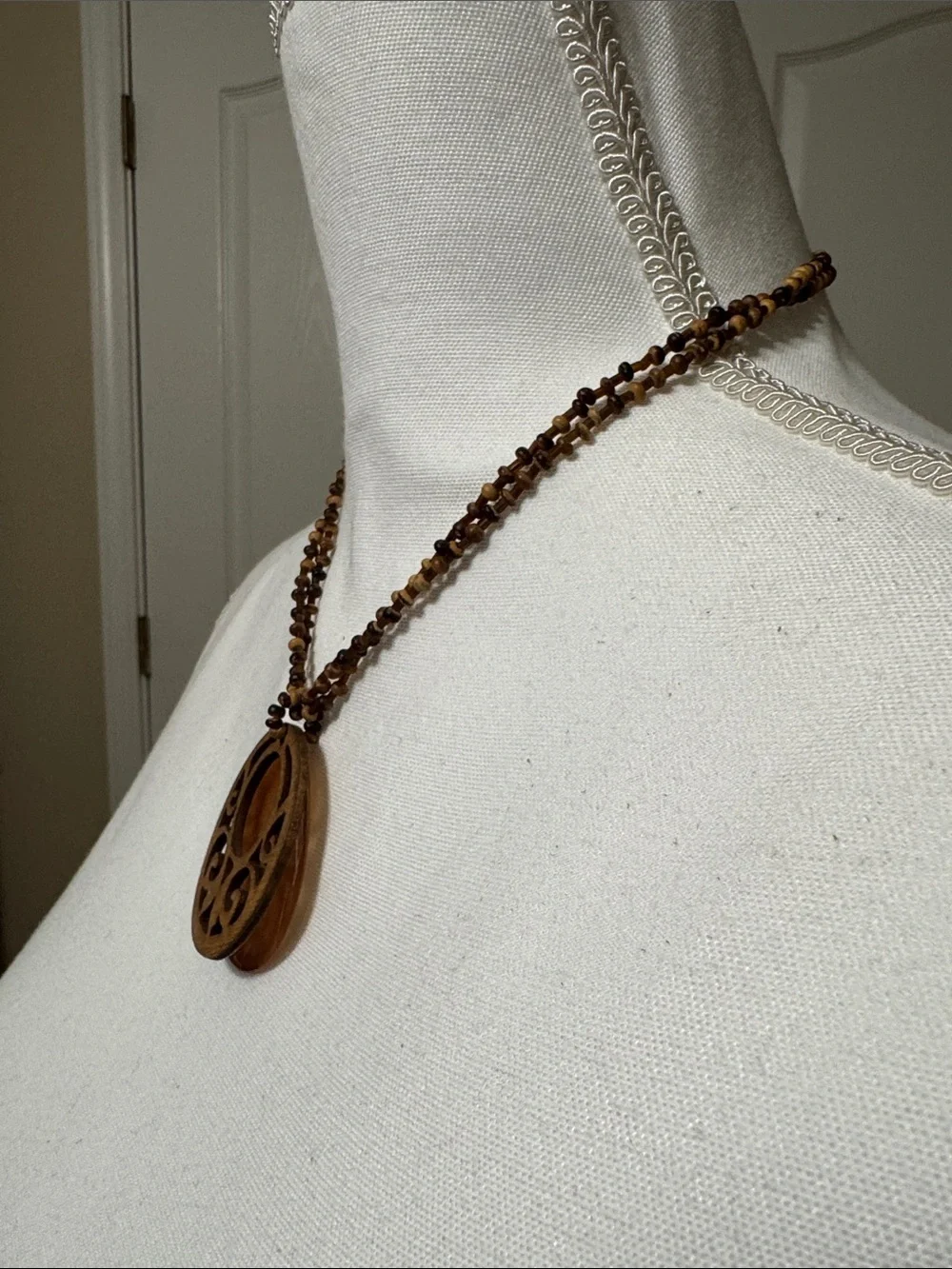 Boho Brown Wooden Carved Pendant Necklace - Women Jewelry
